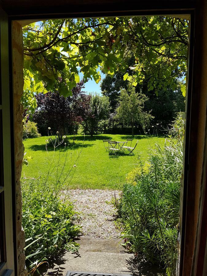 Le Bourgis Bed and Breakfast La Chapelle-Montligeon Buitenkant foto