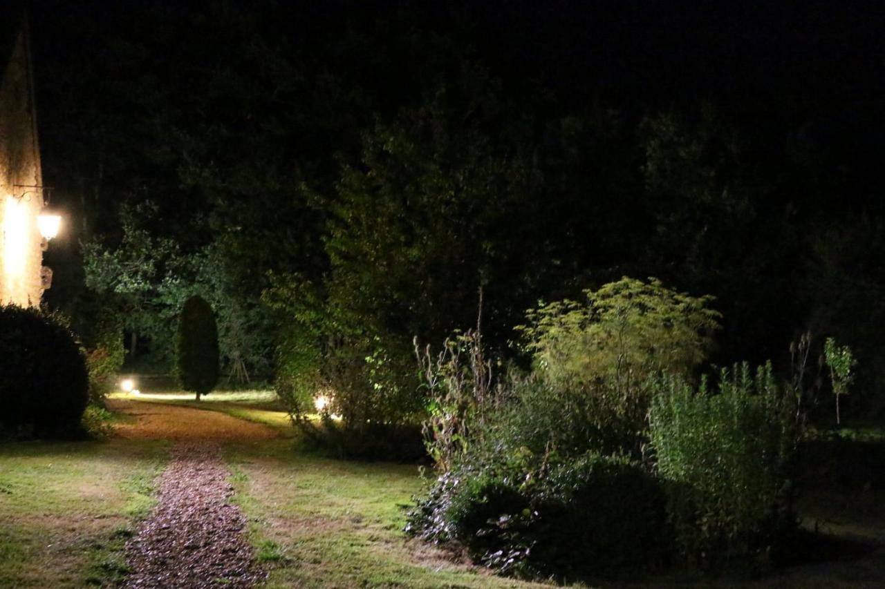 Le Bourgis Bed and Breakfast La Chapelle-Montligeon Buitenkant foto